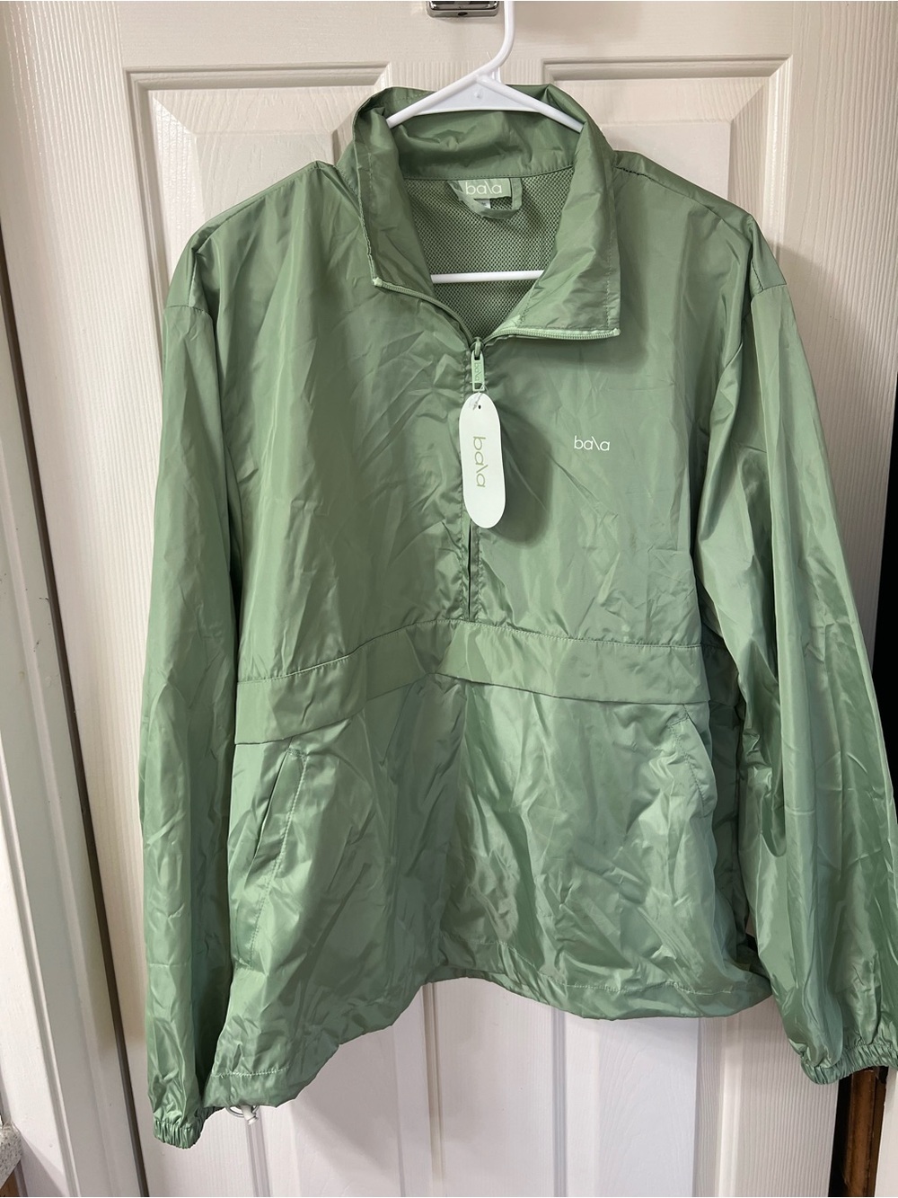 Bala Sage Lightweight Pullover Windbreaker Jacket